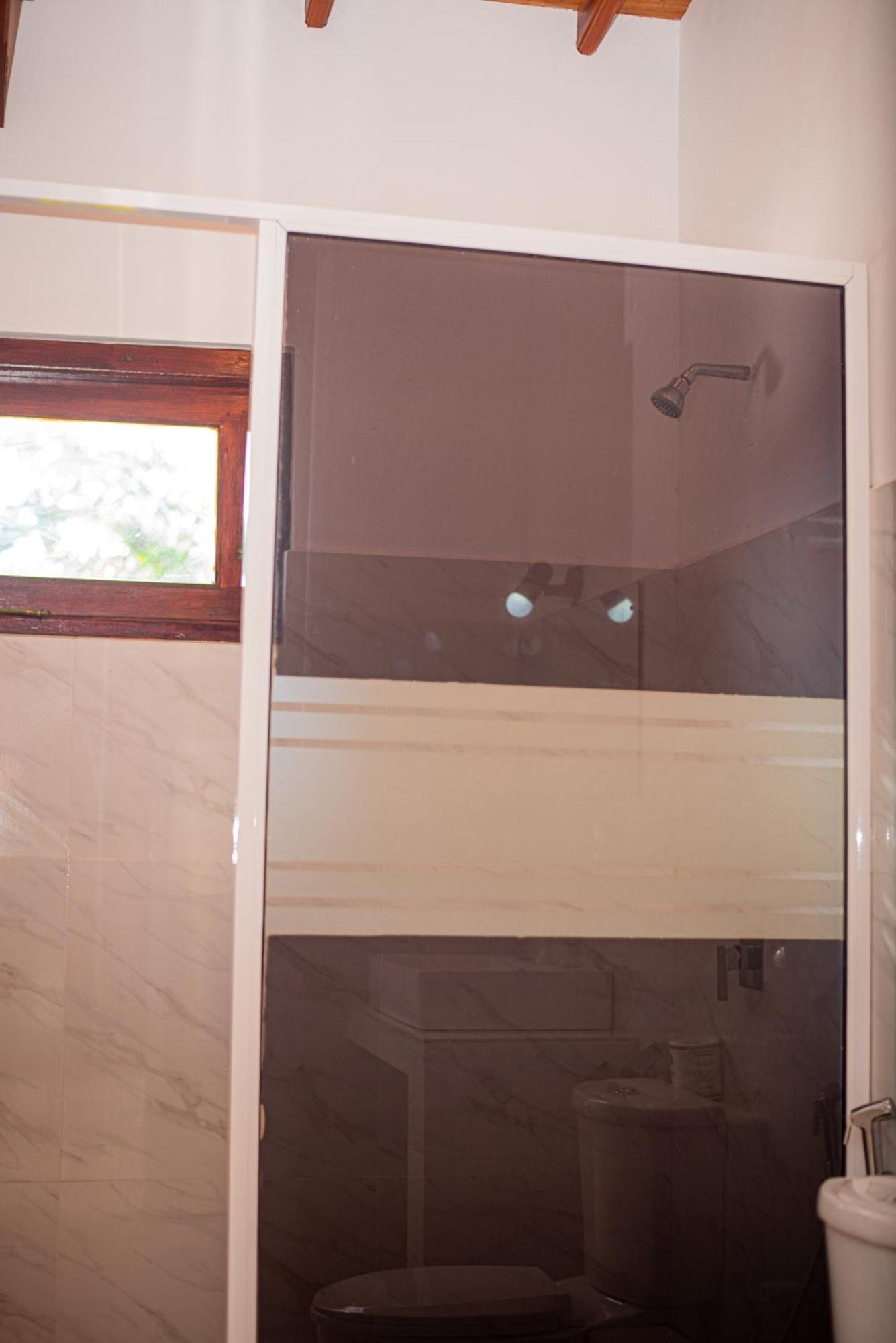 Sundowners Guesthouse Hikkaduwa Ruang foto