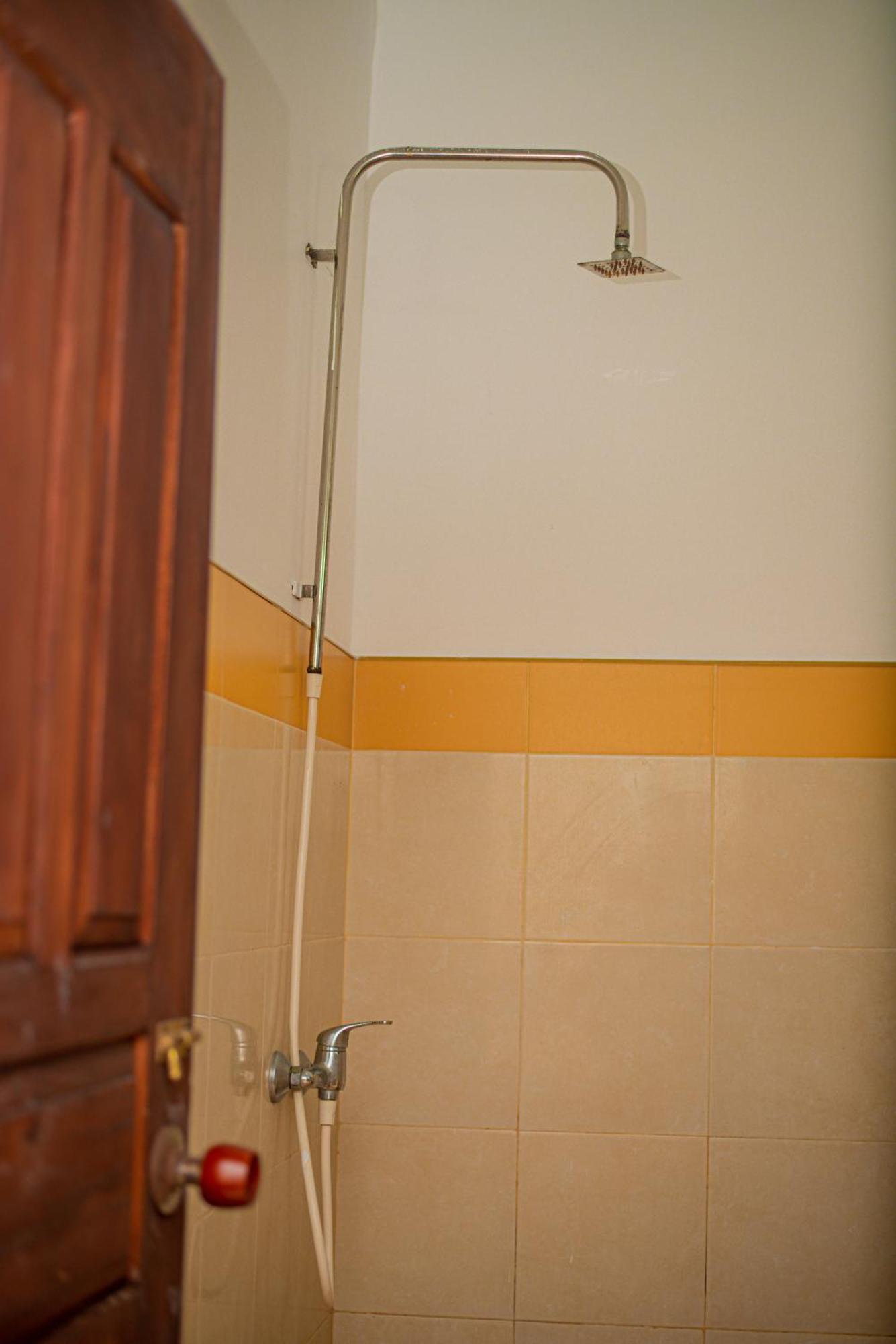 Sundowners Guesthouse Hikkaduwa Ruang foto